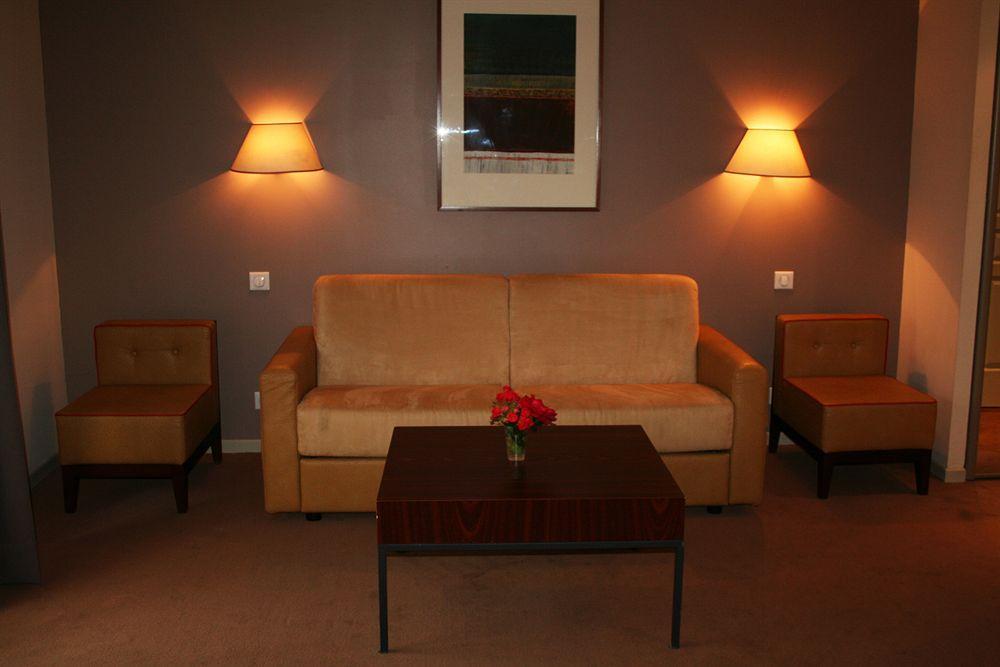 Clarion Suites Corneille Luchon Bagneres-de-Luchon Ngoại thất bức ảnh